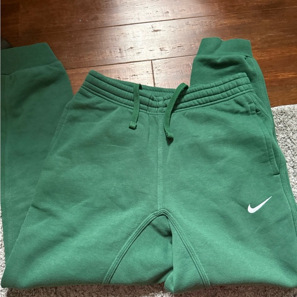 Nike Other - Nike men’s Green Sweatpants
